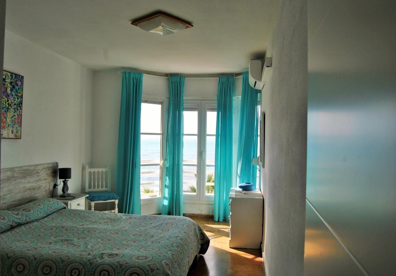 Apartamento Frente Al Mar,Primera Linea De Playa Rincón de la Victoria Exterior foto
