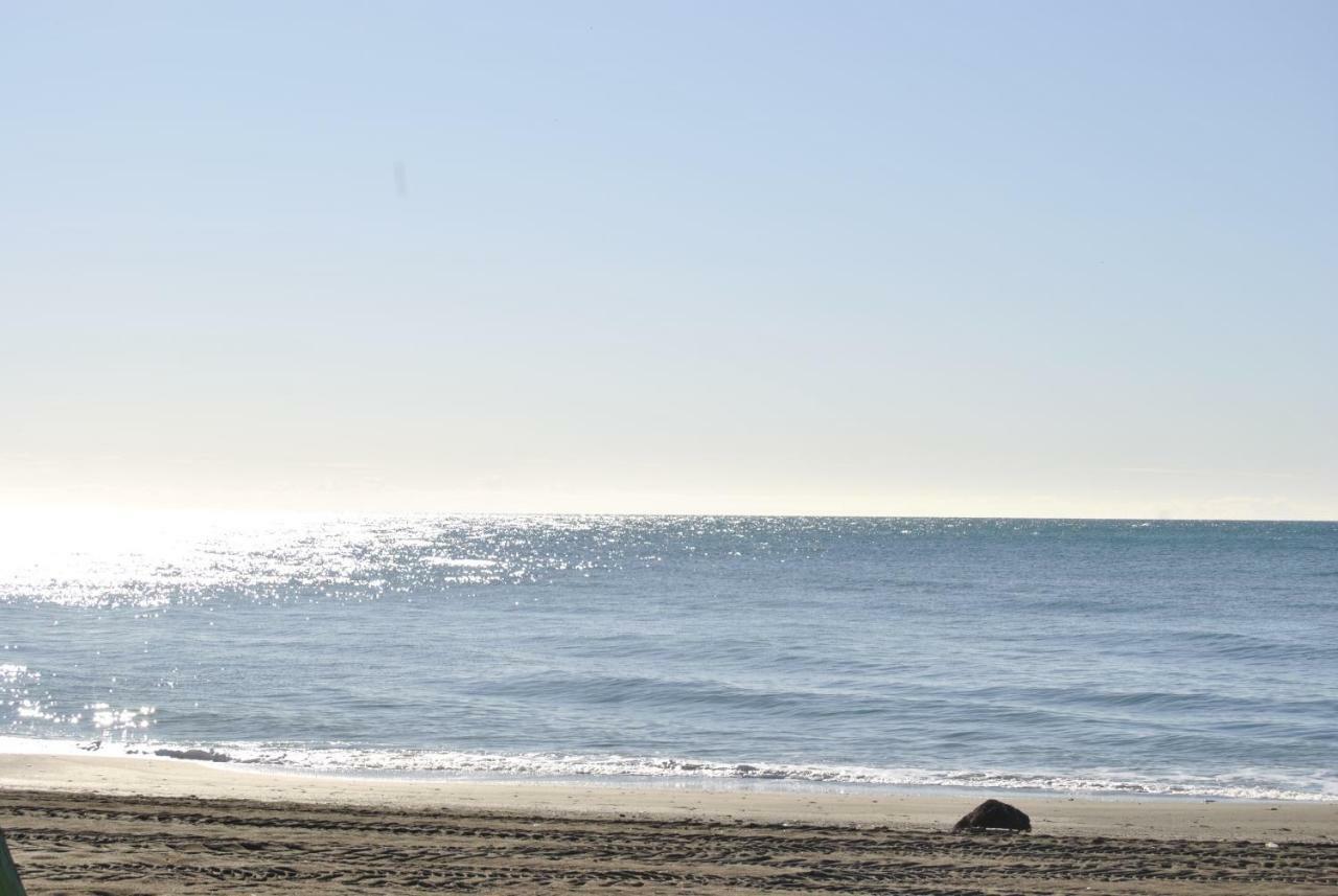 Apartamento Frente Al Mar,Primera Linea De Playa Rincón de la Victoria Exterior foto